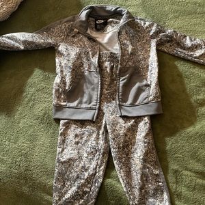 Nike set, size 24m